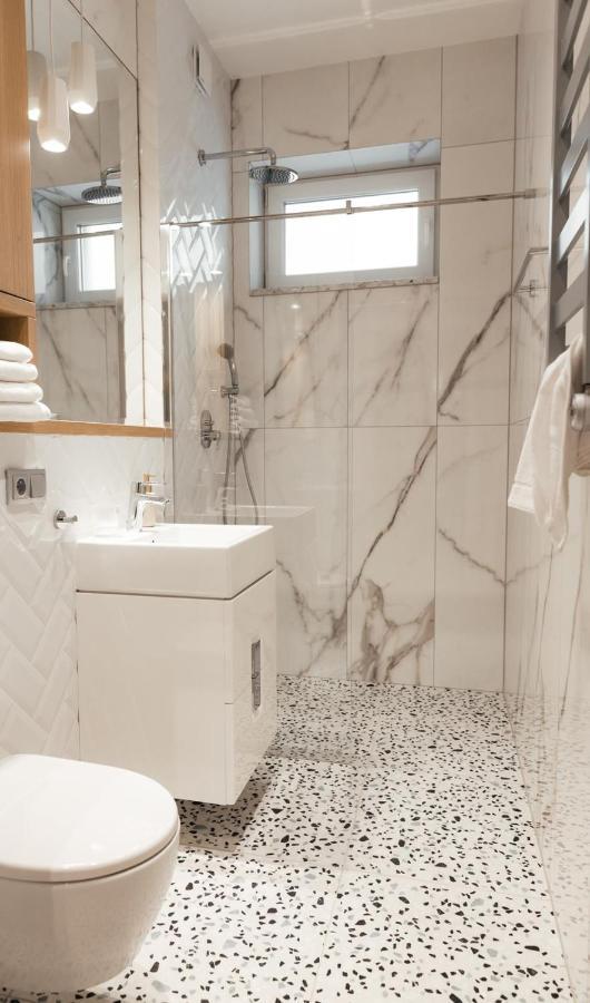 Apartamenty Szkolna ชนิน ภายนอก รูปภาพ