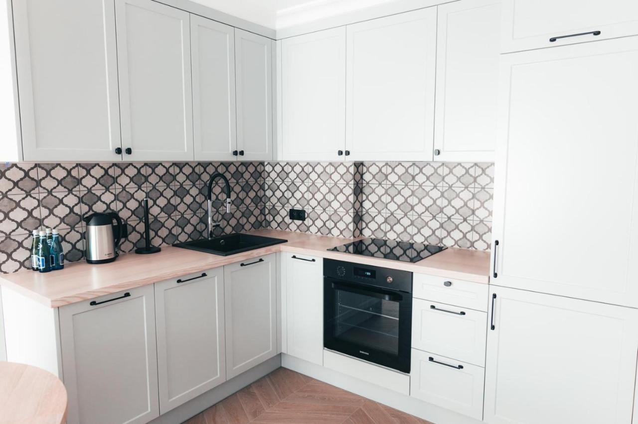 Apartamenty Szkolna ชนิน ภายนอก รูปภาพ