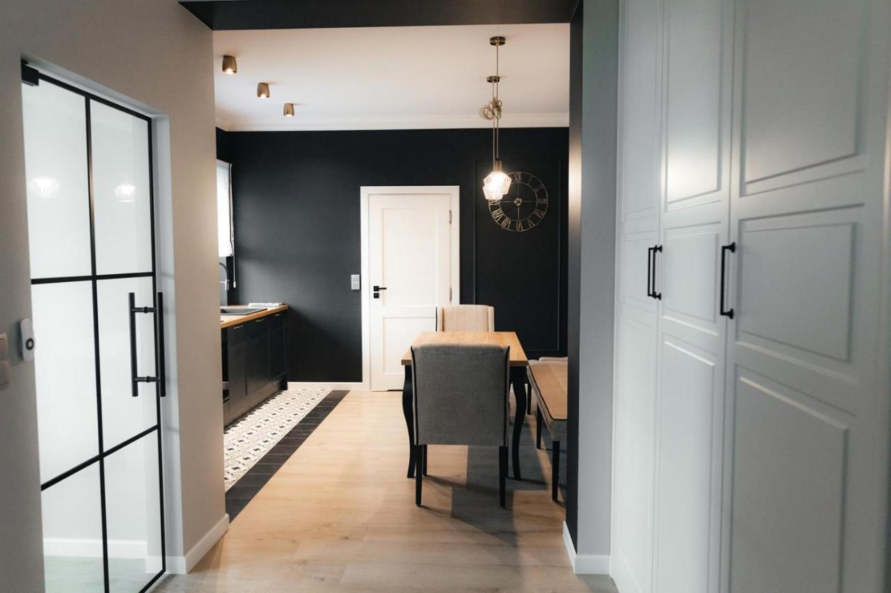 Apartamenty Szkolna ชนิน ภายนอก รูปภาพ