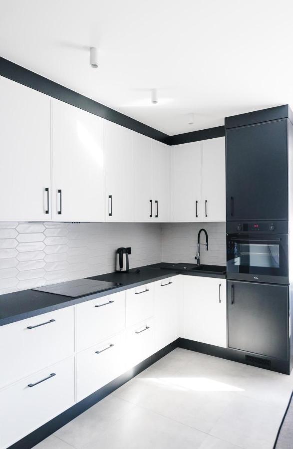 Apartamenty Szkolna ชนิน ภายนอก รูปภาพ
