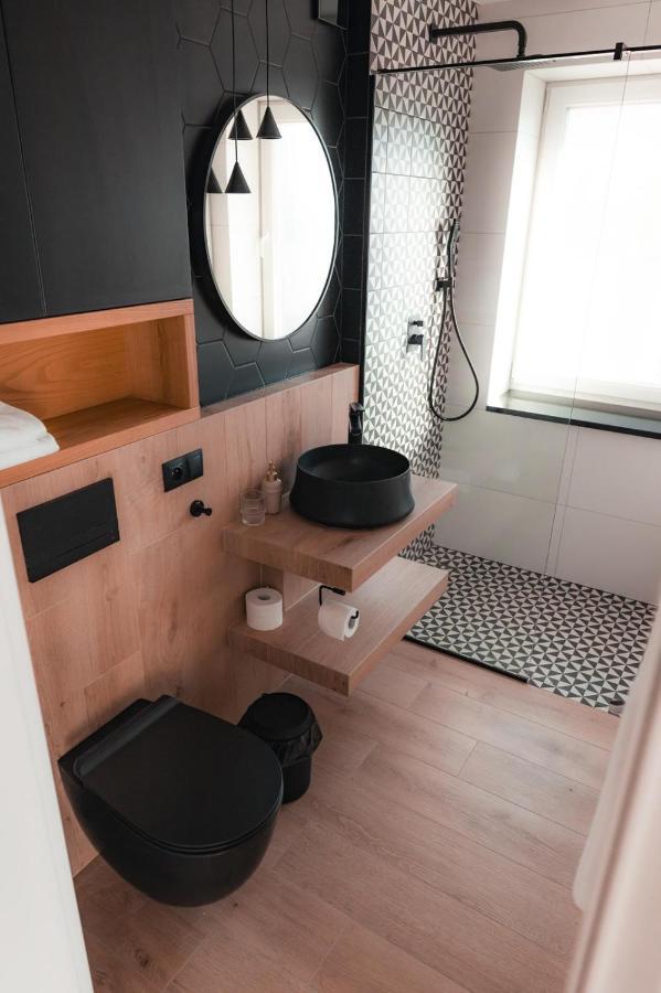 Apartamenty Szkolna ชนิน ภายนอก รูปภาพ
