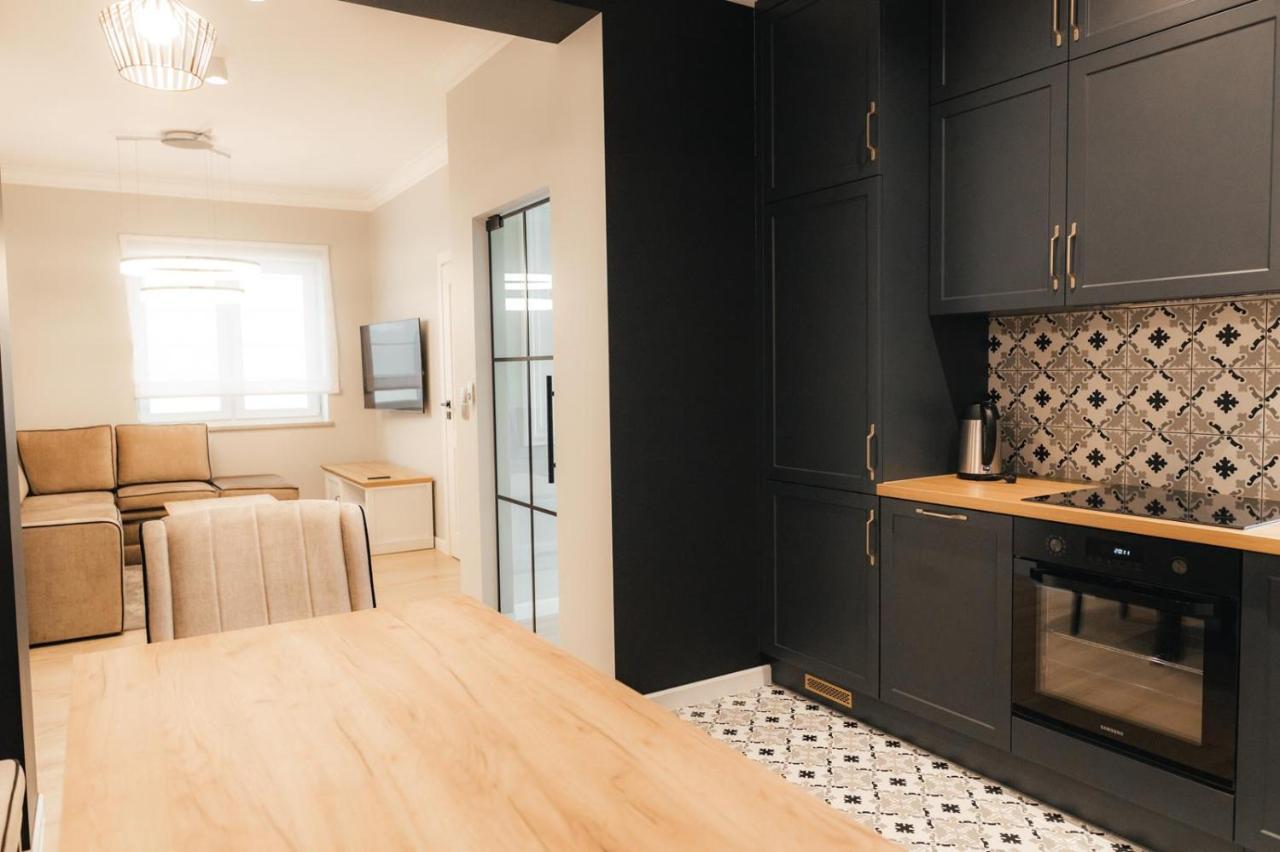 Apartamenty Szkolna ชนิน ภายนอก รูปภาพ