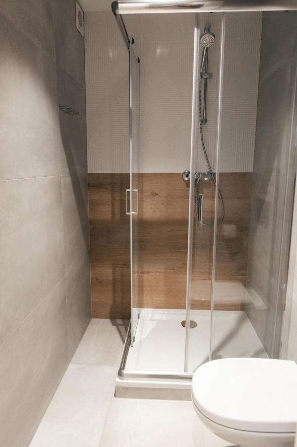 Apartamenty Szkolna ชนิน ภายนอก รูปภาพ