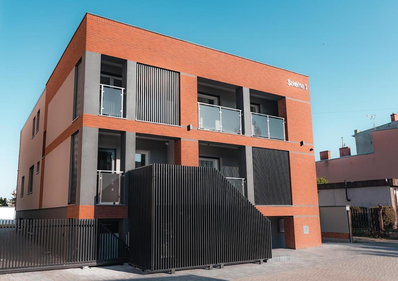 Apartamenty Szkolna ชนิน ภายนอก รูปภาพ